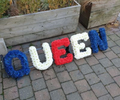 Coloured Letters - Based letters in any name in specific colours as a special tribute to your loved one.  Price is per letter.